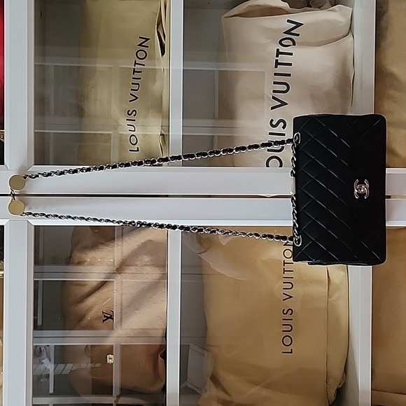 Chanel Classic Double Flap Lambskin Small SHW Authentic - Picture 15 of 15